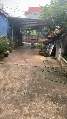 Bán Nhà riêng 100m2 có sẵn 300 m2 thổ cư giá 4 tỷ tại Xã Nghĩa Trụ Huyện Văn Giang Hưng Yên