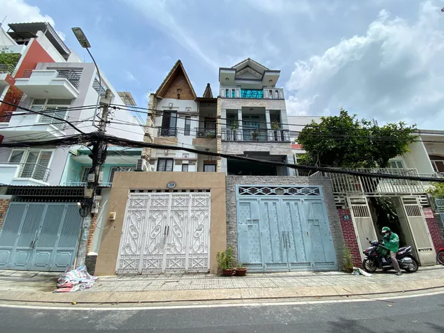 Bán Nhà Mặt Tiền 41 Lam Sơn, Phường 5, Q. Phú Nhuận