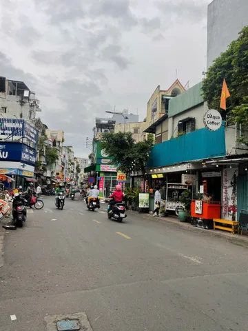 Bán Nhà Mặt Tiền 105 Vườn Chuối, Phường 4, Quận 3