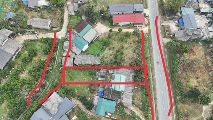 Chính chủ bán lô đất mặt quốc lộ 12 B 556 mét vuông