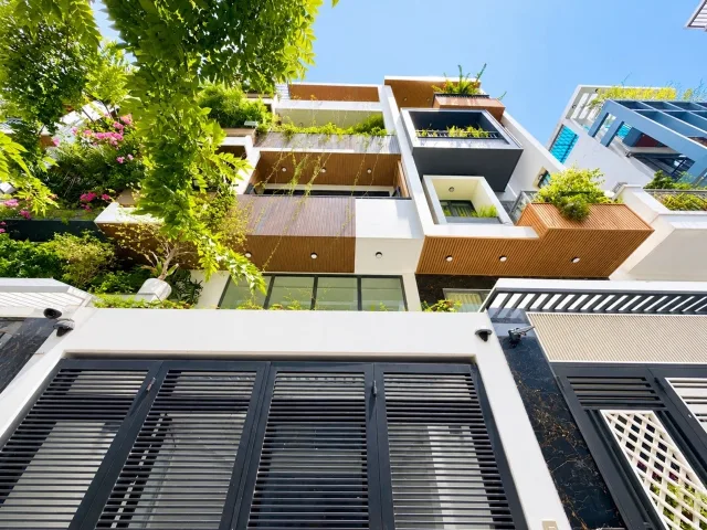 [D2854] Bán nhà 5 tầng 4PN view công viên kề Cityland Quang Trung 10.x tỷ