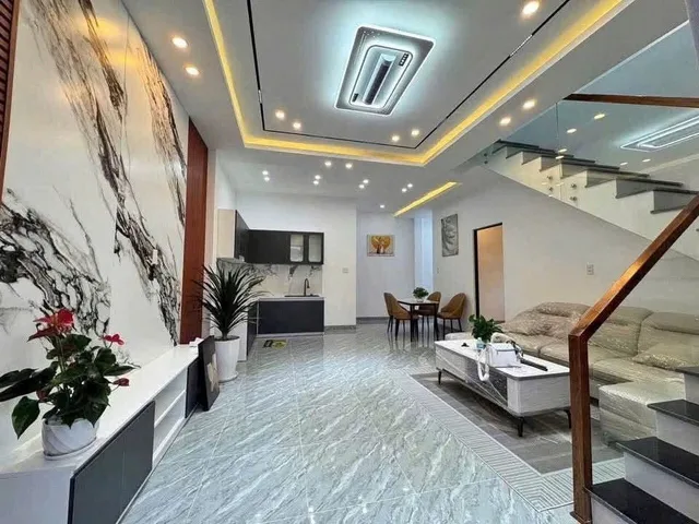 BÁN NHÀ SỔ RIÊNG THỔ CƯ 100% GẦN CÂY XĂNG 75 ĐỒNG KHỞI, CHỈ CẦN THANH TOÁN 500TR DỌN VÀO Ở NGAY