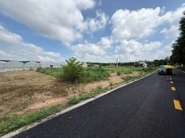 Ngộp 326m2 thổ cư giá 360tr sát chợ trường sổ riêng