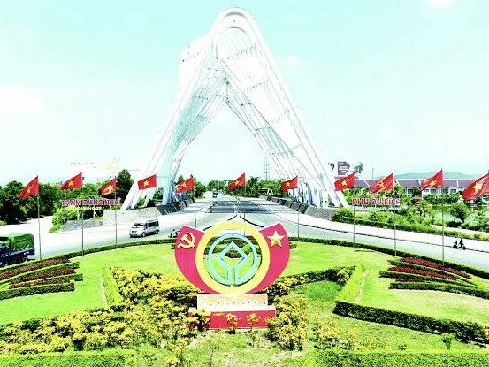 🚀 SỞ HỮU NGAY ĐẤT NỀN VIEW HỒ TẠI MẠO KHÊ GẦN ĐH CÔNG NGHIỆP QN