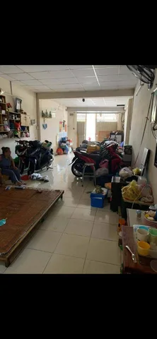 -Vị trí siêu víp, kinh doanh đỉnh đa ngành nghề, ngay ngã 3 sầm uất Luỹ Bán Bích và Thạch Lam.