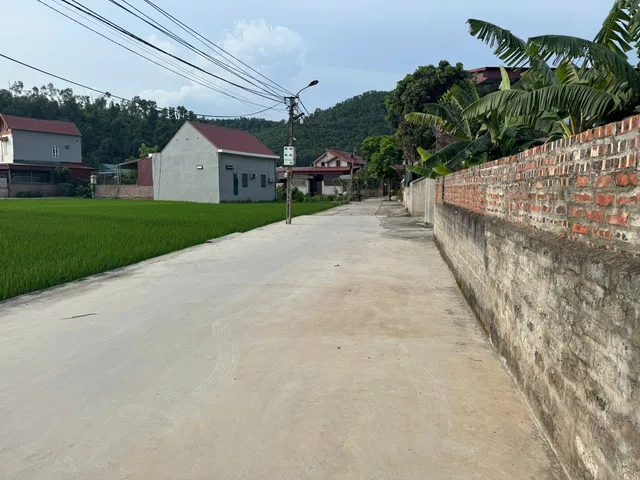 Bán Đất 190m2 có sẵn 190 m2 thổ cư giá 1.9 tỷ tại Đường Cầu Ba Thị trấn Kinh Môn Huyện Kinh Môn Hải Dương