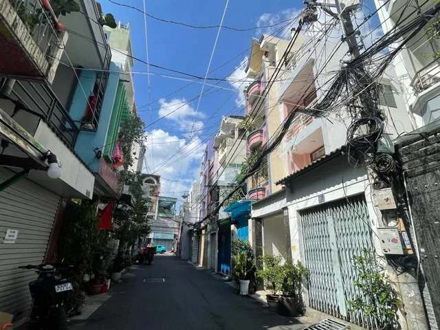 NHÀ HUỲNH VĂN BÁNH - LÊ VĂN SỸ - HẺM 6M - 3 TẦNG - 46M² - GIÁ 9.5 TỶ