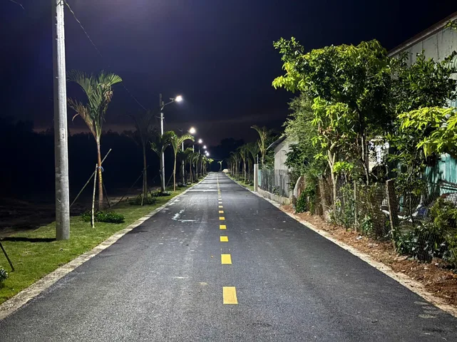 Bán Đất 500m2 có sẵn 200 m2 thổ cư giá 545 triệu tại Xã Minh Thạnh Bình Dương. Đất mặt tiền đường nhựa 8m. Dân cư đông đúc, cách chợ cách trường 5P