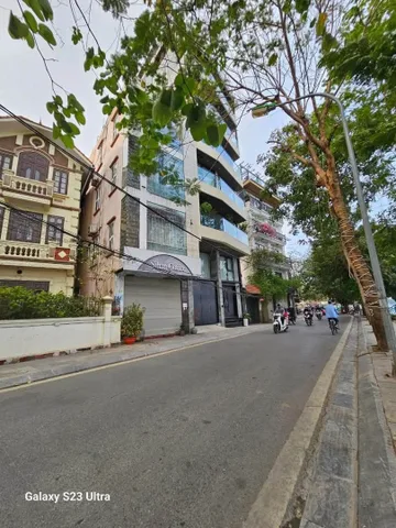 Bán Nhà riêng 95m2 có sẵn 95 m2 thổ cư giá 47.5 tỷ tại Đường Vệ Hồ Phường Thụy Khuê Quận Tây Hồ Hà Nội