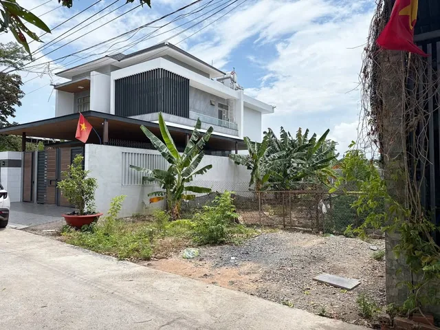 Bán lô Biệt thự 1 xẹt đường Điện Biên Phủ gần quảng trường 248m2 giá 4 tỷ 5