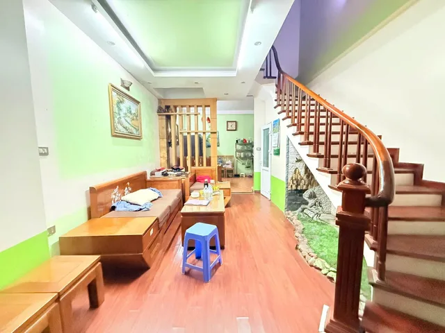 Bán Nhà! Võ Chí Công ,Oto cách  nhà 25m,Dân chí cao,DT:46/50m2 x 4Tầng,MT: 3.9m,Giá: 11 tỷ Tây Hồ