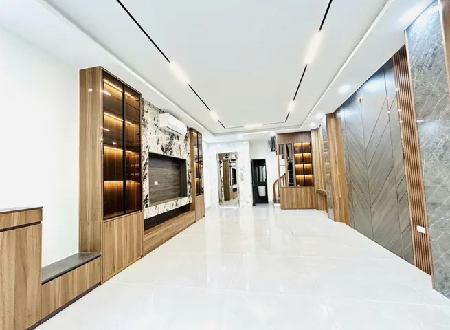 Bán Nhà riêng 50m2 có sẵn 50 m2 thổ cư giá 13.8 tỷ tại Đường Nguyễn Chính Phường Tân Mai Quận Hoàng Mai Hà Nội