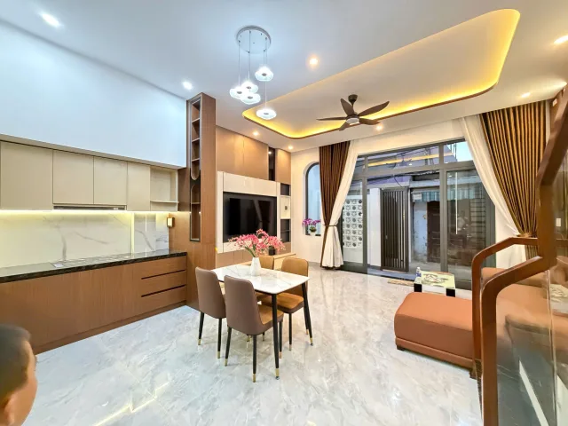 Bán nhà 2 tầng đường Dũng Sĩ Thanh Khê 📌📌📌Làm việc trực tiếp giá tốt !!!