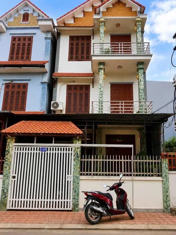 Bán Nhà Tây Đam Cạnh ĐH Công Nghiệp 2, Avenue Garden Tây Thăng Long Vỉa Hè, 4 Ô tô Tránh.