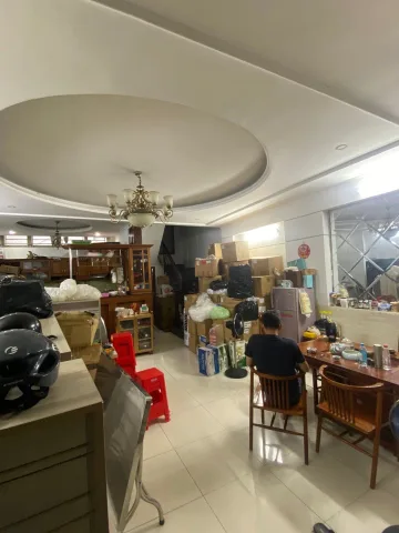 Diện tích: 6.7m x 13m
Diện tích công nhận: 85.2m
Kết cấu: Trệt + 2 Lầu + Sân thượng