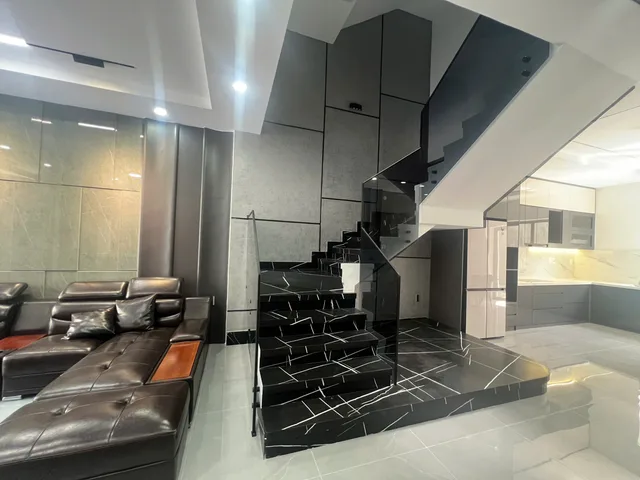 Bán Nhà riêng 100m2 có sẵn 100 m2 thổ cư giá 8 tỷ tại Đường số 92 Xã Vĩnh Thái Thành phố Nha Trang Khánh Hòa