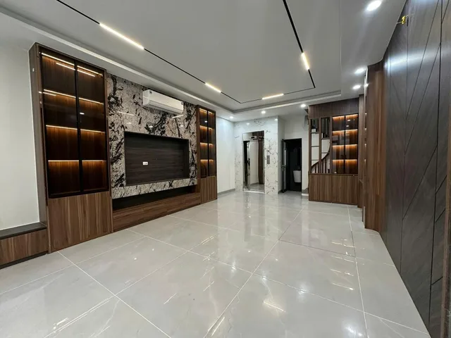 Bán Nhà riêng 50m2 có sẵn 50 m2 thổ cư giá 13.8 tỷ tại Đường Nguyễn Chính Phường Tân Mai Quận Hoàng Mai Hà Nội
