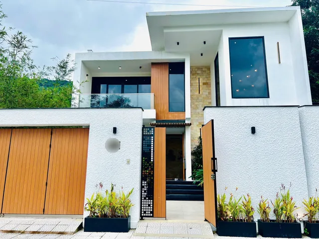 CHO THUÊ VILLA 2 TẦNG MT LƯƠNG HỮU KHÁNH GẦN NÚI SƠN TRÀ - THỌ QUANG