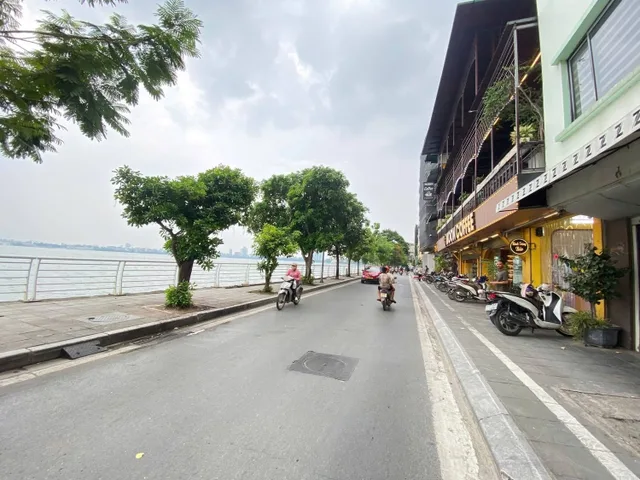 BÁN BIỆT THỰ SÂN VƯỜN SÁT MẶT HỒ TÂY PHỐ HIẾM NGUYỄN ĐÌNH THI-TÂY HỒ-DT 85M2 3 TẦNG MT 8M-GIÁ 48.9  TỶ