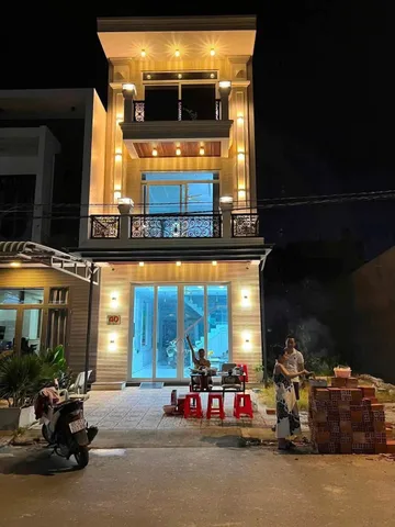 Nc: Bán nhà 1 trệt 2 lầu đường D13, KDC Hồng Loan, P. Cái Răng, TP. Cần Thơ