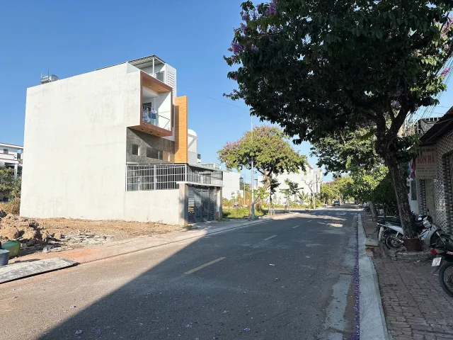 Bán nhanh MT Chu Văn An sát Bệnh viện Bà Rịa 95m2 giá đầu tư 2 tỷ 550