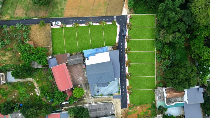 Bán Đất 100m2 có sẵn 100 m2 thổ cư giá 2.4 tỷ tại - Chọn - - Chọn - Xã Phú Cát Hà Nội