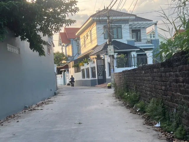 Bán Đất 114m2 thổ cư giá 4 tỷ tại Đường Phó Đức Chính Xã Hoàn Long Huyện Yên Mỹ Hưng Yên