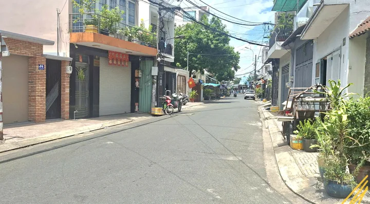 Bán nhà khu Gò Xoài Bình Tân, 4 tầng mới đẹp, hẻm xe hơi thông