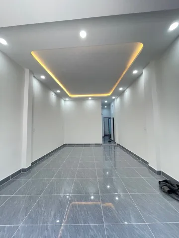 NHÀ BỜ BAO TÂN THẮNG - 4 TẦNG - 85M² - NGANG 8.8M - GIÁ 8.9 TỶ - DÒNG TIỀN LỚN