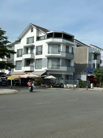 BDS HVL 45 xún 42 CÒN ĐẠP MẠNH LÔ GÓC