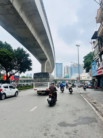 Bán Nhà riêng 70m2 có sẵn 70 m2 thổ cư giá 19.6 tỷ tại Đường Cầu Giấy Phường Quan Hoa Quận Cầu Giấy Hà Nội