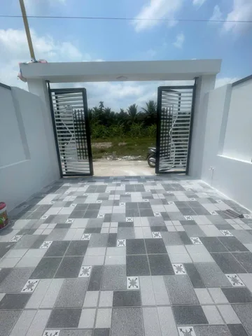 SIÊU PHẨM CĂN NHÀ CẤP 4 MỚI HOÀN THIỆN Ngay sát đường Bà Tư Gạo- xe 7c quay đầu. Giá chưa đến 1tỷ4.