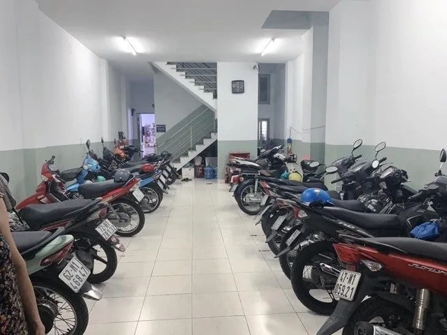 [DD101*] Nhà HXH 8m Thông Dòng Tiền 100Tr/Tháng Sát Sân Golf - Giá 17.x Tỷ
