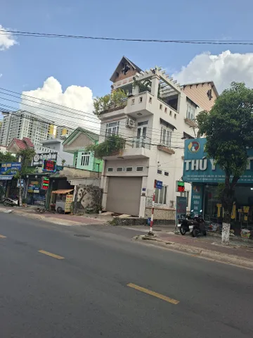 Bán Nhà riêng 117m2 có sẵn 117 m2 thổ cư giá 11.8 tỷ tại Đường Lý Thường Kiệt Phường Dĩ An Thành phố Dĩ An Bình Dương