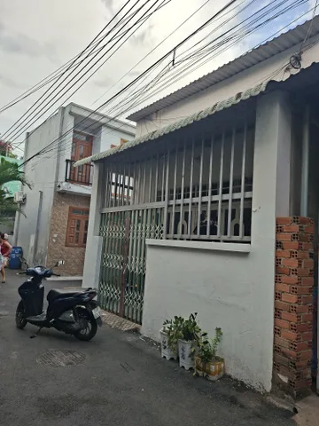 Bán Nhà riêng 50m2 có sẵn 50 m2 thổ cư giá 2.8 tỷ tại Đường Lý Thường Kiệt Phường Dĩ An Thành phố Dĩ An Bình Dương