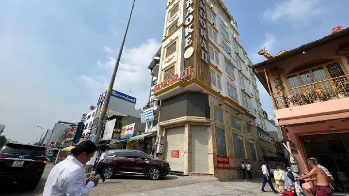 Bán Tòa nhà Karaoke mặt tiền Tây Thạnh 410m2, 10x41m, 8 Tầng, 45 phòng, thu nhập 400 tr/tháng