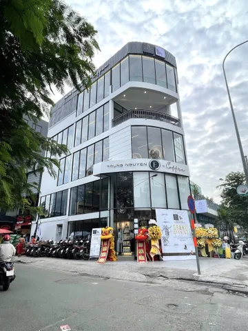 Bán Nhà Mặt Tiền 822 Sư Vạn Hạnh, Phường 12, Quận 10