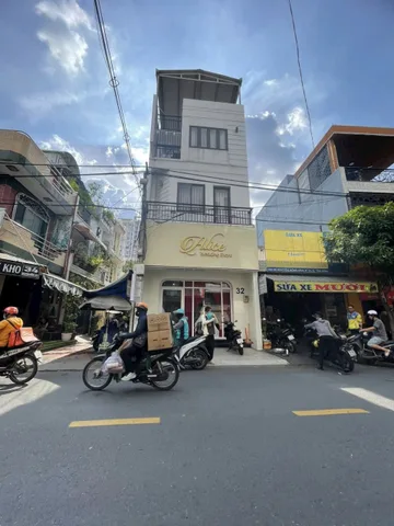 Bán Nhà Mặt Tiền 32 Nguyễn Hồng Đào, Phường 13, Quận Tân Bình