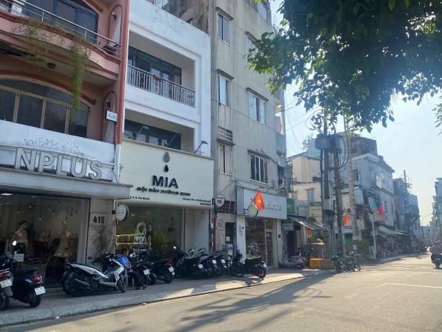 Bán Nhà Mặt Tiền 417 Huỳnh Văn Bánh, P11, Phú Nhuận