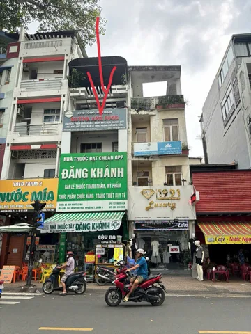 Bán Nhà Mặt Tiền 343 Nguyễn Trãi, P7, Q5