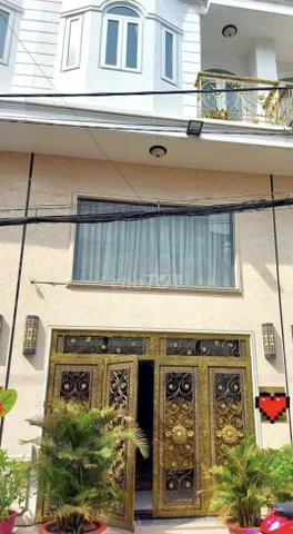 Bán Nhà Mặt Tiền 215A Phùng Văn Cung, Phường 4, Phú Nhuận