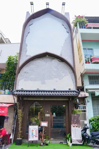 Bán Nhà Mặt Tiền 27A Hồ Hảo Hớn, Phường Cô Giang, Quận 1