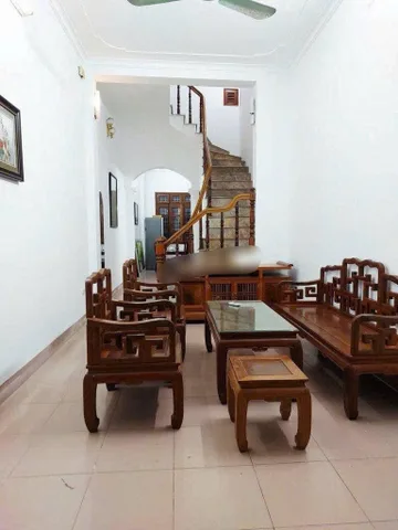 VĂN CAO – LIỄU GIAI – BA ĐÌNH – 50M² × 2,5 TẦNG – 2PN – 3WC – GIÁ CHỈ 11 TRIỆU/THÁNG