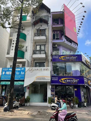 Bán Nhà Mặt Tiền 123 Nguyễn Chí Thanh, P9, Q5