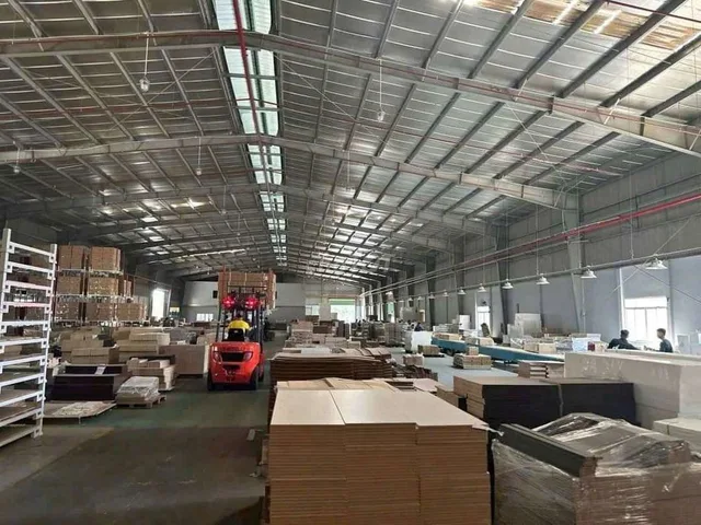 Cho thuê Kho, nhà xưởng 4200m2 giá 245 triệu tại - Chọn - Phường An Phú Thị xã Thuận An Bình Dương