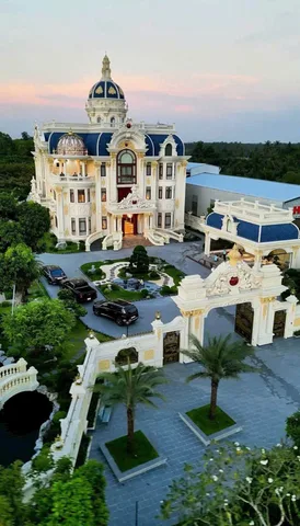 Bán Tòa nhà - Building 3923m2 có sẵn 1000 m2 thổ cư giá 100 tỷ tại - Chọn - Phường Phú Tân Thành phố Bến Tre Bến Tre