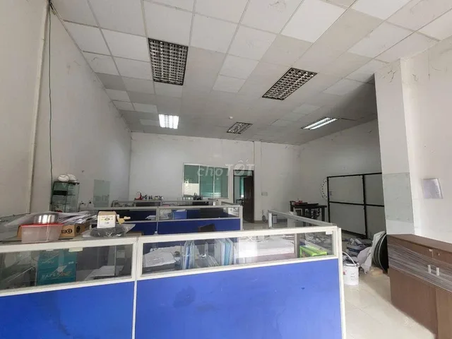 Cho thuê Xưởng Tân Uyên 2200m, Giá: 130 triêu PCCC tự động G.tờ đầy đủ