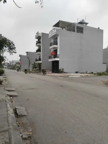 Bán Đất 100m2 có sẵn 100 m2 thổ cư giá 6.2 tỷ tại - Chọn - Phường Hùng Vương Quận Hồng Bàng Hải Phòng