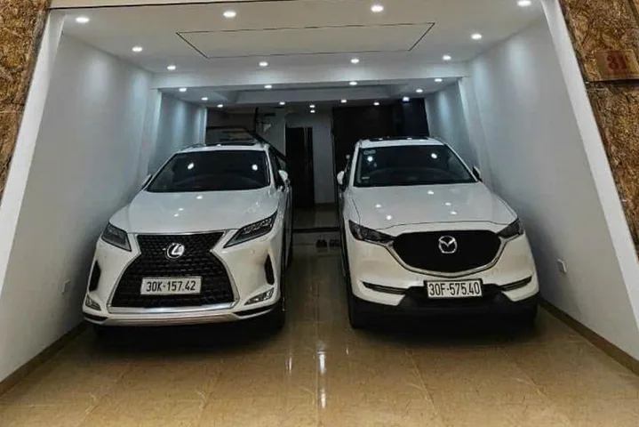 SIÊU PHẨM NGUYỄN VĂN CỪ - LONG BIÊN
6 TẦNG THANG MÁY - GARA 2 Ô TÔ