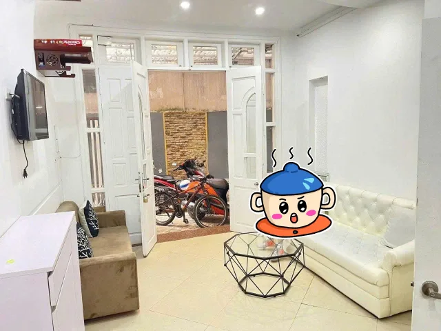 Cho thuê nhà ngõ 41 Thái Hà, Đống Đa 35m x 5T (4 ngủ) giá 15.5 triệu